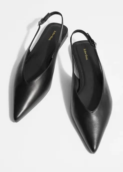 Escarpins à Bouts Pointus Et Bride Arrière