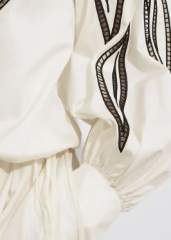 Haut Brodé Asymétrique