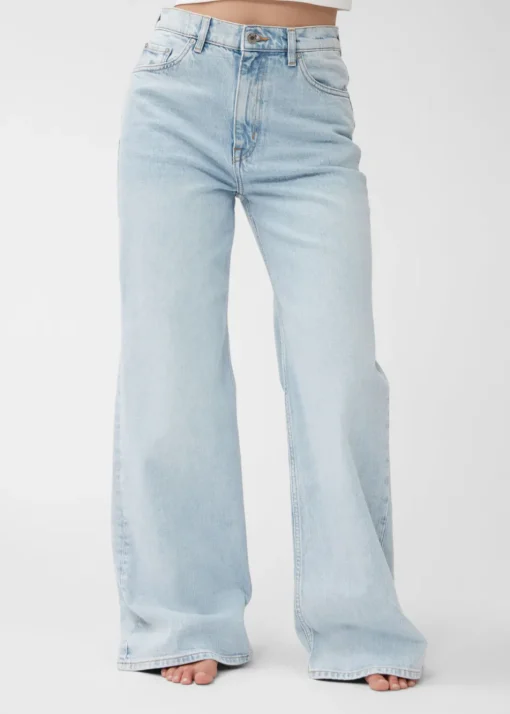 Jean Large