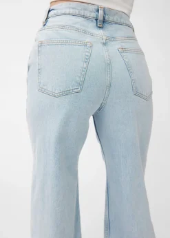 Jean Large