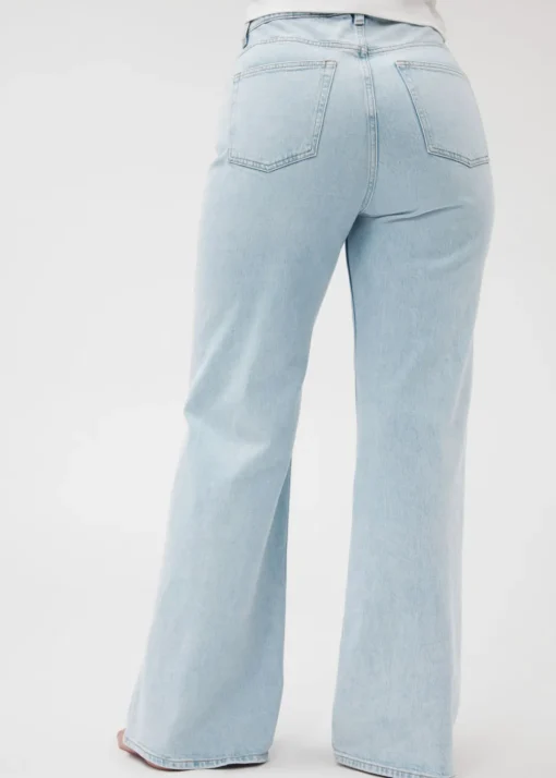 Jean Large