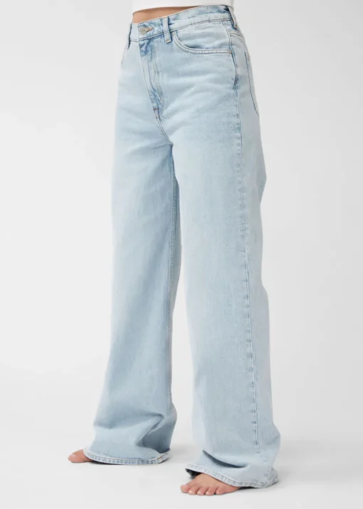 Jean Large