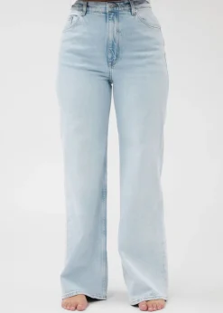 Jean Large