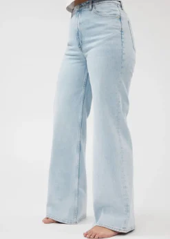 Jean Large