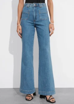 Jeans Bootcut à Poches Plaquées