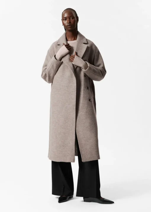 Manteau Volumineux En Laine Avec Ceinture