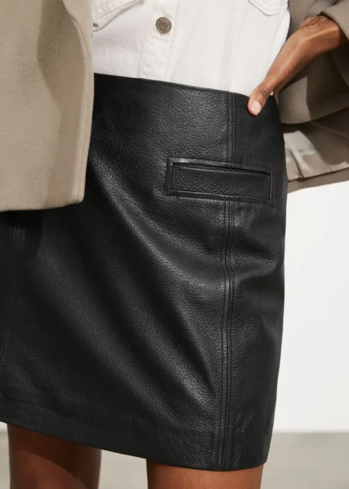 Mini-jupe En Cuir