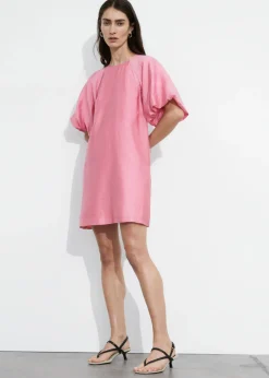 Robe Courte à Manches Ballon