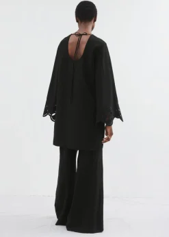 Robe Courte à Manches Larges