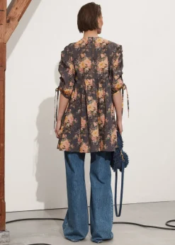 Robe Courte à Manches Volumineuses