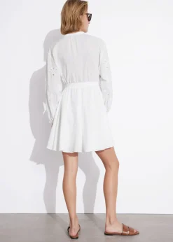 Robe Courte Brodée