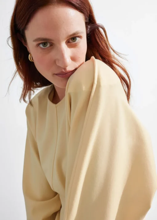 Robe Courte Cintrée