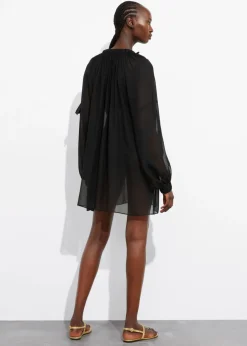 Robe Courte Transparente