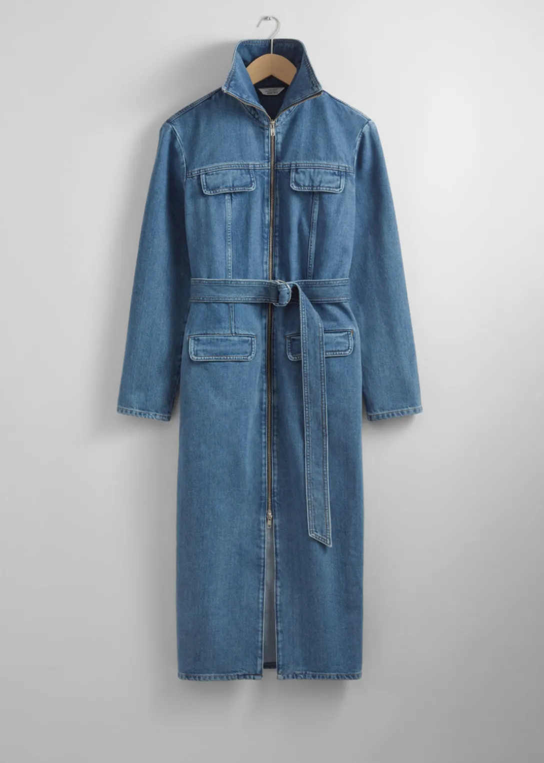 Robe Midi Ceinturée De Style Utilitaire