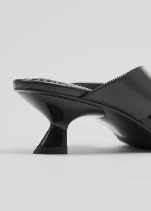 Tongs En Cuir